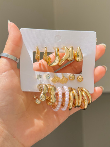 پک گوشواره ۹تایی- کد ۱۰۰۴