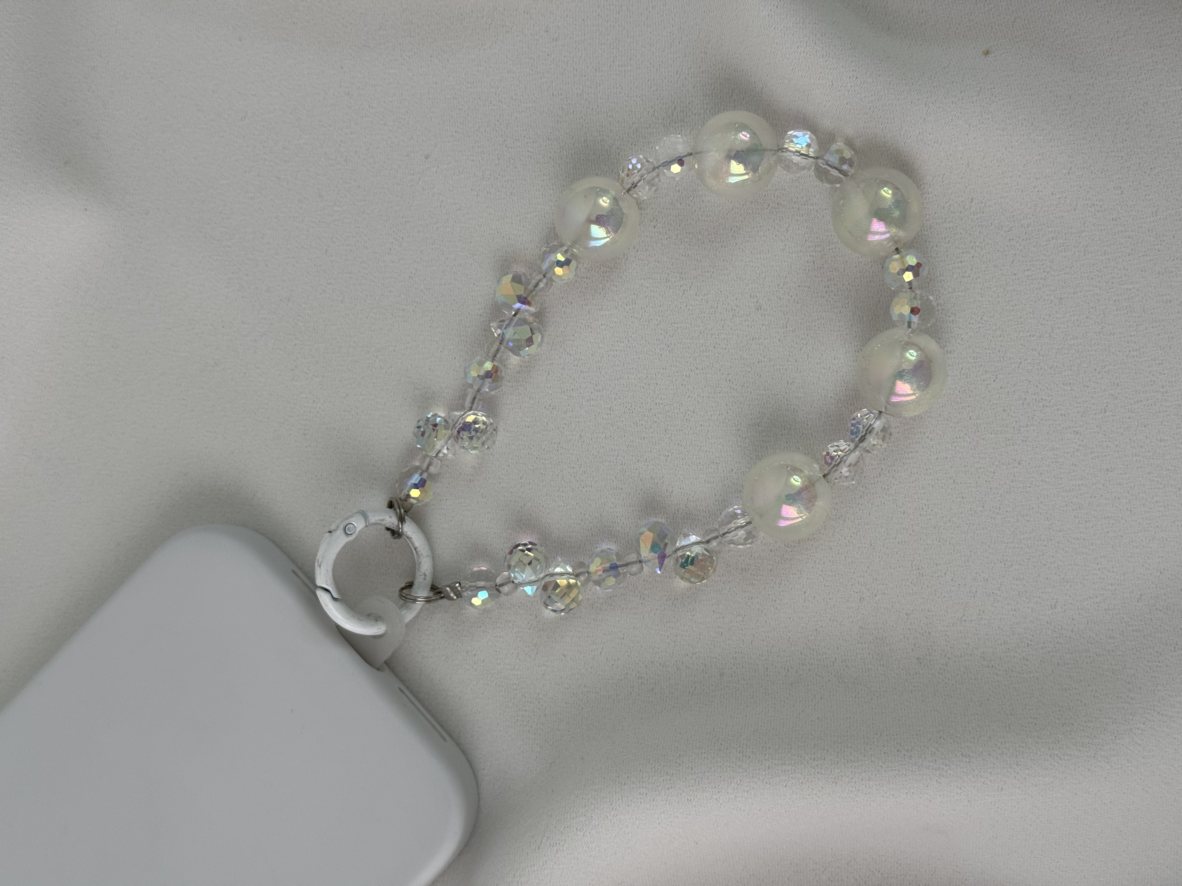 آویز موبایل پینترستی